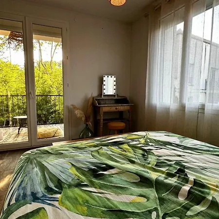 La Des Rosiers Villa